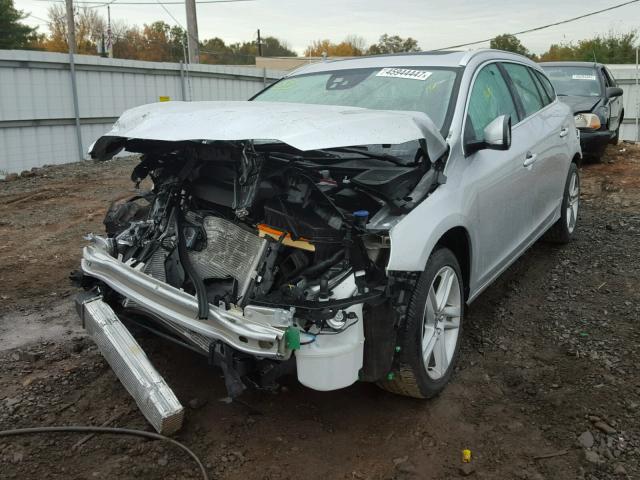 YV140MEM1F1264605 - 2015 VOLVO V60 SILVER photo 2