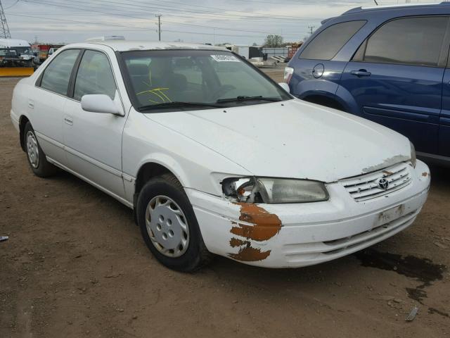 JT2BG22K7X0373361 - 1999 TOYOTA CAMRY LE WHITE photo 1