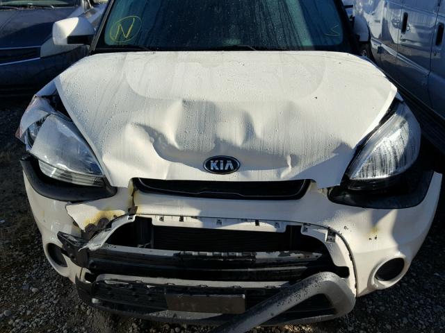 KNDJT2A52D7775169 - 2013 KIA SOUL TWO TONE photo 9