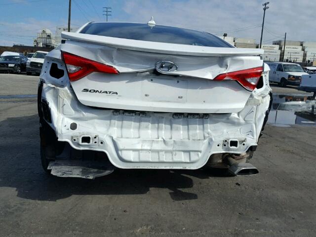 5NPE24AF8GH332680 - 2016 HYUNDAI SONATA SE WHITE photo 9