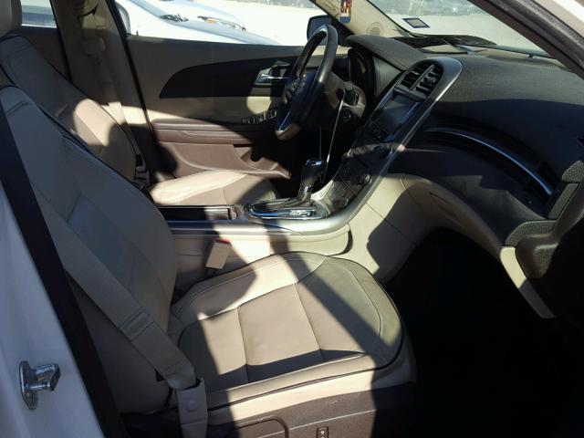 1G11E5SA7DF245947 - 2013 CHEVROLET MALIBU 2LT WHITE photo 5