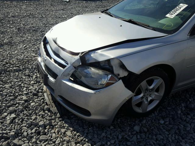 1G1ZB5E14BF276822 - 2011 CHEVROLET MALIBU LS SILVER photo 9