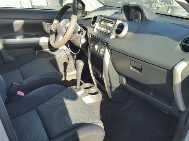 JTKKT604765020515 - 2006 TOYOTA SCION XA SILVER photo 5