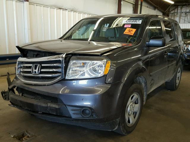 5FNYF4H28EB056470 - 2014 HONDA PILOT LX GRAY photo 2