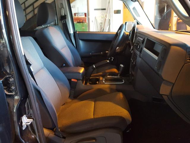 1J4RG4GK0AC130601 - 2010 JEEP COMMANDER შავი ფოტო 5
