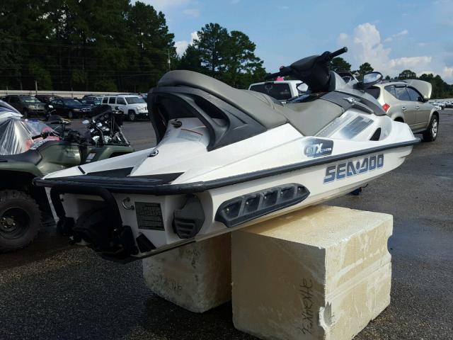 YDV04307A606 - 2006 SEAD JET SKI WHITE photo 4