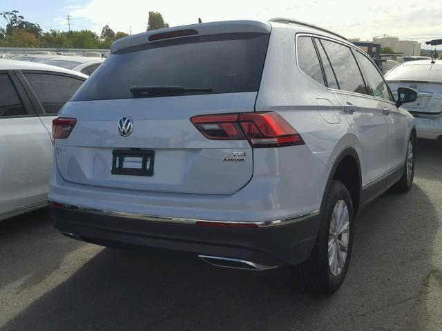 3VV2B7AX8JM096144 - 2018 VOLKSWAGEN TIGUAN SE Білий фото 4