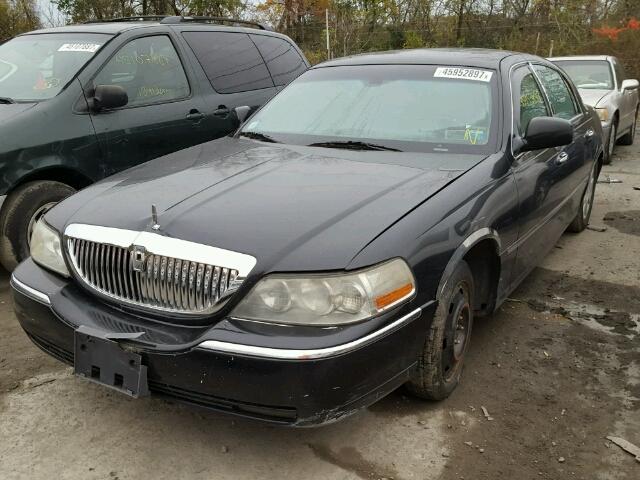 1LNHM83V17Y602779 - 2007 LINCOLN TOWN CAR D BLACK photo 2