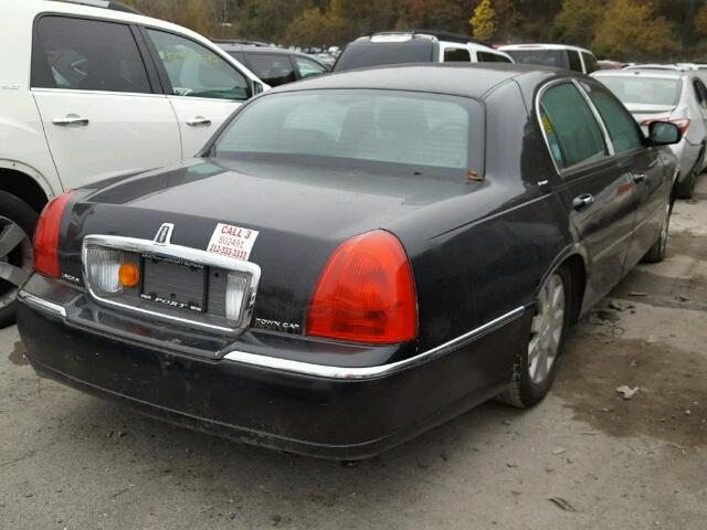 1LNHM83V17Y602779 - 2007 LINCOLN TOWN CAR D BLACK photo 4