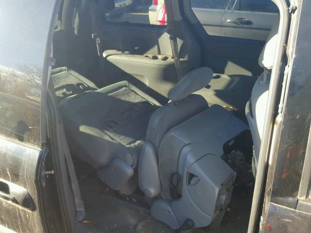 1A8GP45R76B674323 - 2006 CHRYSLER TOWN & COU BLACK photo 6