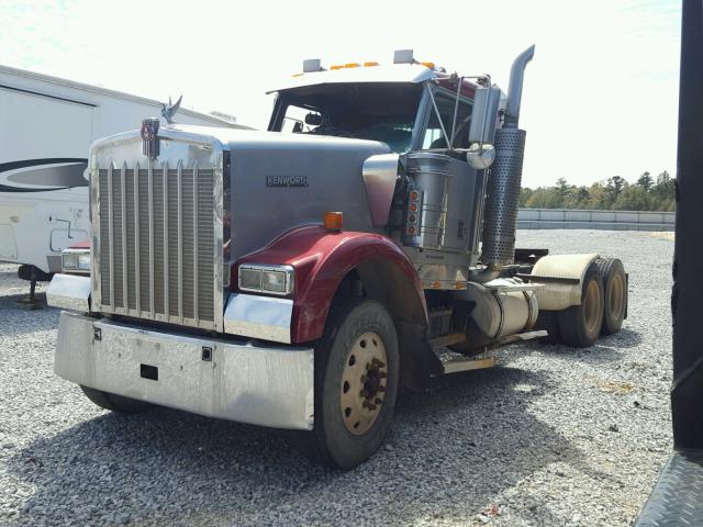 1XKWDB9X72J894025 - 2002 KENWORTH CONSTRUCTI SILVER photo 2