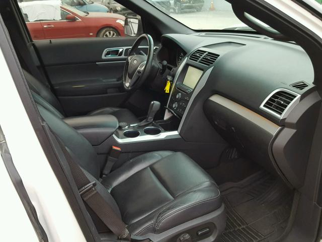 1FMHK8D89CGA15485 - 2012 FORD EXPLORER X WHITE photo 5