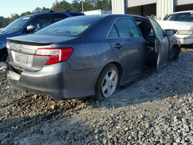 4T1BF1FK3EU419879 - 2014 TOYOTA CAMRY GRAY photo 4