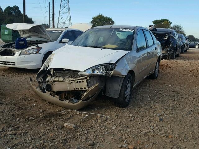 1FAFP34P72W347815 - 2002 FORD FOCUS SE TAN photo 2