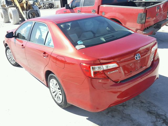 4T1BD1FK6CU028700 - 2012 TOYOTA CAMRY RED photo 3