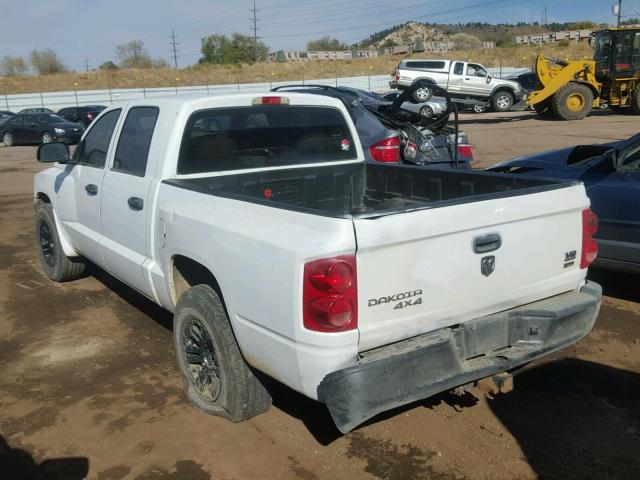 1D3HW28P47S208967 - 2007 DODGE DAKOTA QUA WHITE photo 3