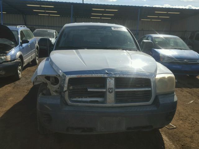 1D3HW28P47S208967 - 2007 DODGE DAKOTA QUA WHITE photo 9