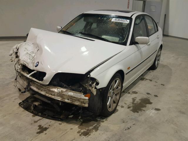 WBAAV33471FU78661 - 2001 BMW 325 I WHITE photo 2