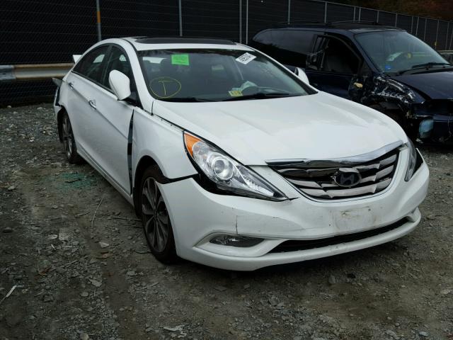 5NPEC4AB1DH743909 - 2013 HYUNDAI SONATA SE WHITE photo 1