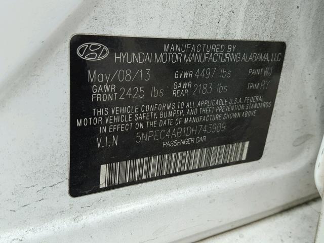 5NPEC4AB1DH743909 - 2013 HYUNDAI SONATA SE WHITE photo 10