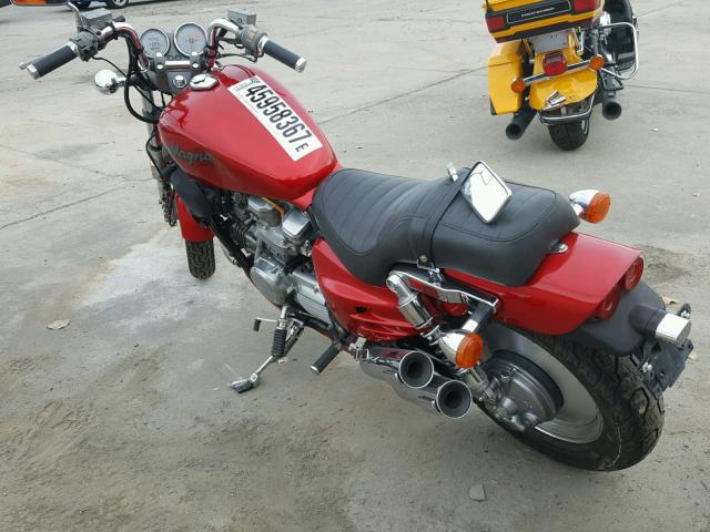 1HFRC280XJA102051 - 1988 HONDA VF750 C RED photo 3