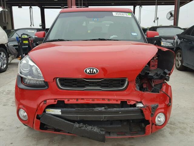 KNDJT2A6XD7592241 - 2013 KIA SOUL RED photo 9