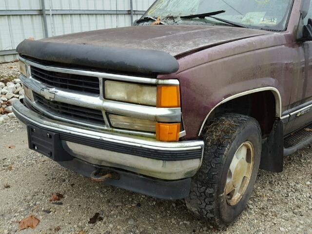 3GNFK16RXVG155360 - 1997 CHEVROLET SUBURBAN MAROON photo 9