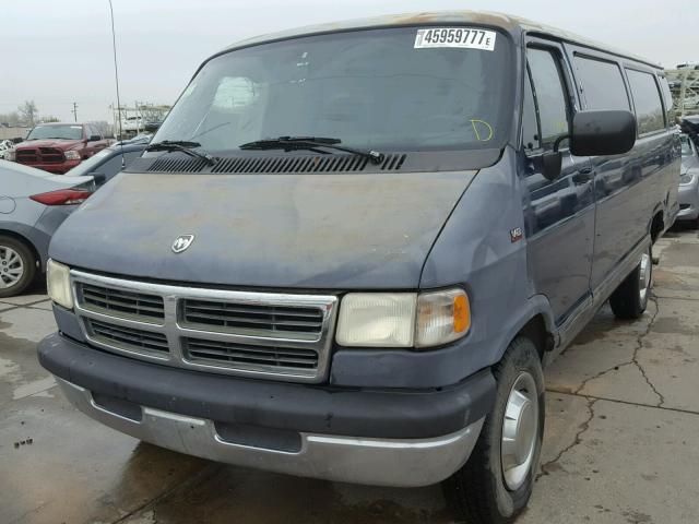 2B5WB35Z2SK540375 - 1995 DODGE RAM WAGON BLUE photo 2