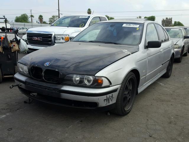 WBADT63483CK38267 - 2003 BMW 530 I AUTO SILVER photo 2