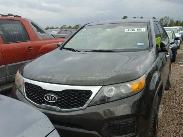 5XYKT3A14BG106389 - 2011 KIA SORENTO BA GREEN photo 9