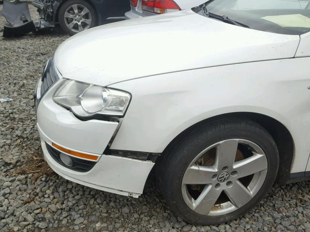 WVWAK73C57P163810 - 2007 VOLKSWAGEN PASSAT 2.0 WHITE photo 9