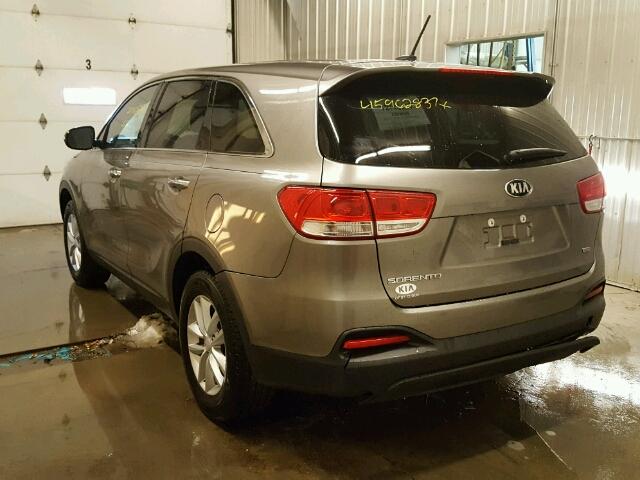 5XYPG4A34HG303301 - 2017 KIA SORENTO LX GRAY photo 3