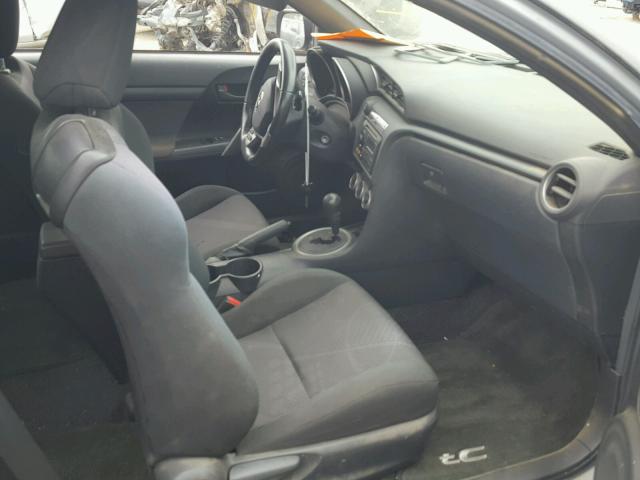 JTKJF5C79C3038718 - 2012 TOYOTA SCION TC 灰色 照片 5