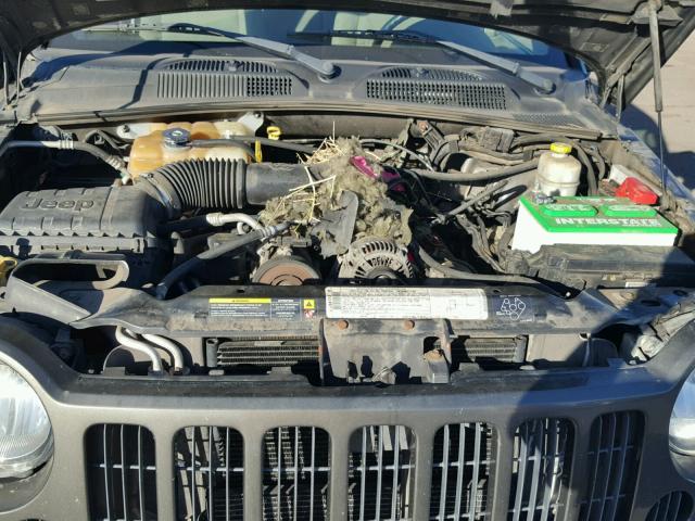 1J4GL48K96W149395 - 2006 JEEP LIBERTY SP BLACK photo 7