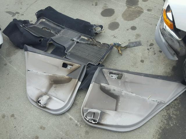 4T1BF1FKXHU426185 - 2017 TOYOTA CAMRY LE 白色 照片 9