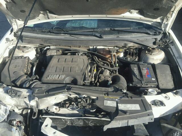 1G2ZG528354145086 - 2005 PONTIAC G6 WHITE photo 7