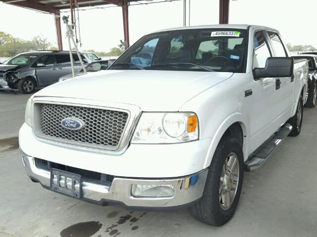 1FTPW12555KD71422 - 2005 FORD F150 WHITE photo 2