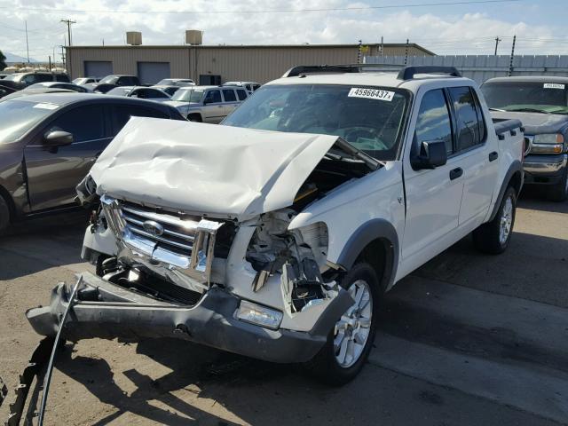 1FMEU51838UA60477 - 2008 FORD EXPLORER S WHITE photo 2