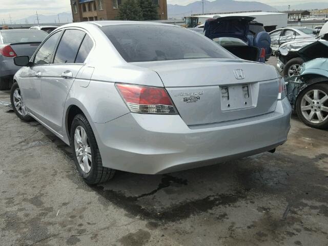 JHMCP26488C032105 - 2008 HONDA ACCORD LXP SILVER photo 3