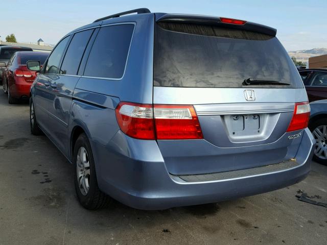 5FNRL387X5B110001 - 2005 HONDA ODYSSEY EX BLUE photo 3