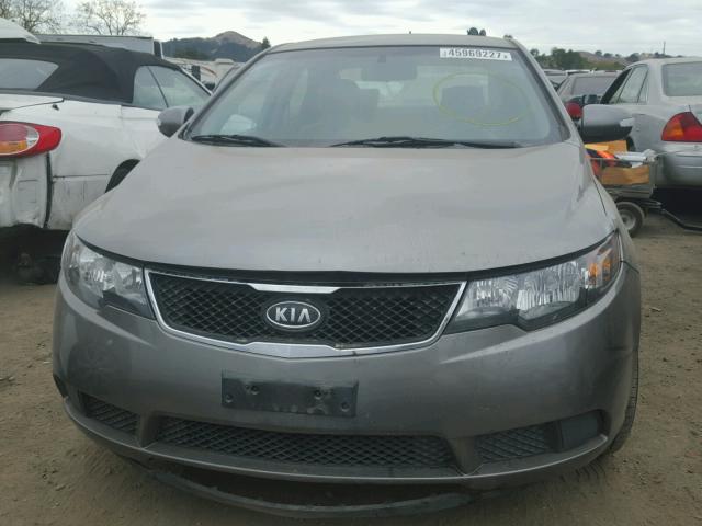 KNAFU4A25A5162729 - 2010 KIA FORTE EX GRAY photo 7