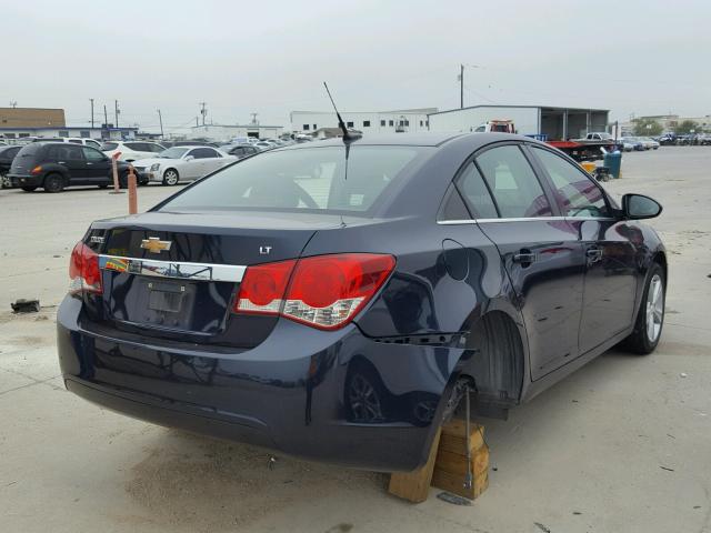 1G1PE5SB5E7179686 - 2014 CHEVROLET CRUZE BLUE photo 4