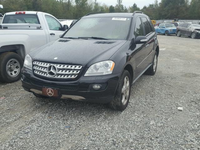 4JGBB86E88A297959 - 2008 MERCEDES-BENZ ML 350 BLACK photo 2