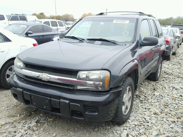 1GNDT13S342259577 - 2004 CHEVROLET TRAILBLAZE BLACK photo 2