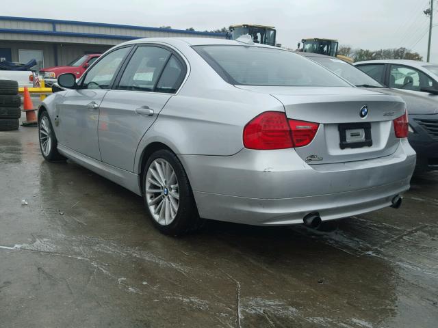 WBAPM77549NL88196 - 2009 BMW 335 I SILVER photo 3