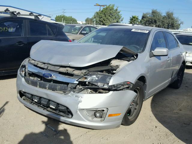 3FAHP0HA5AR368709 - 2010 FORD FUSION SE SILVER photo 2