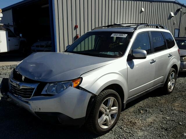 JF2SH646X9H706007 - 2009 SUBARU FORESTER 2 SILVER photo 2