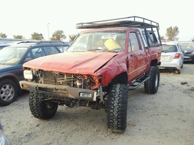 JT4RN66S9E5013389 - 1984 TOYOTA PICKUP RED photo 2