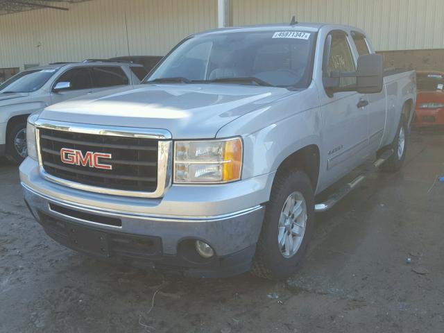 1GTSKVE31AZ162199 - 2010 GMC SIERRA SILVER photo 2