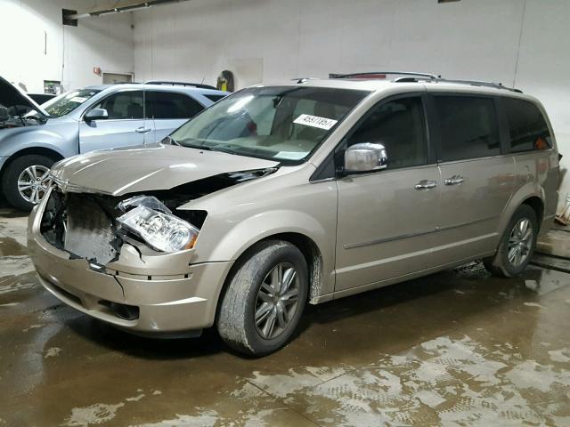 2A8HR64X68R645765 - 2008 CHRYSLER TOWN & COU TAN photo 2